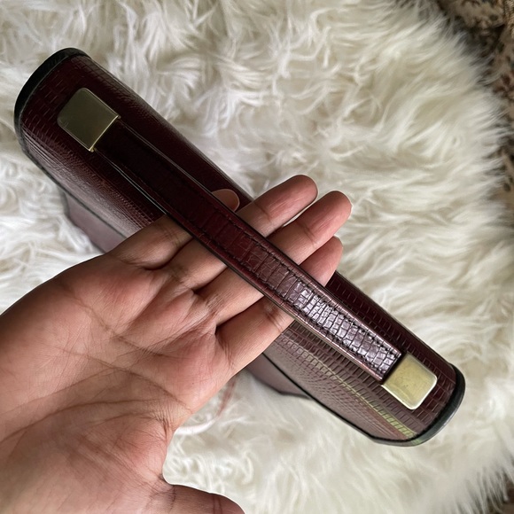 Vintage Real Leather Embossed Messenger Bag Purse - Picture 5 of 11